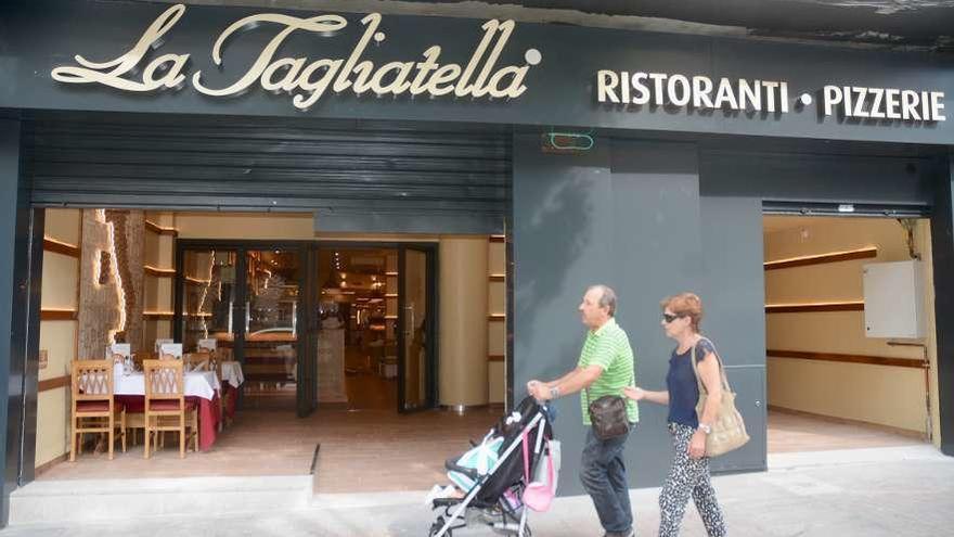 En el local de la antigua discoteca Carabás abrirá el restaurante italiano Tagliatella. // Rafa Vázquez