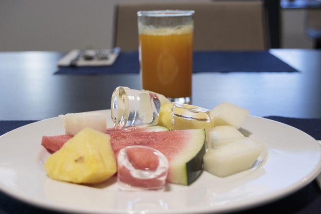 Álvaro Torres, nutricionista: «Menja una peça de fruita abans de començar el dinar»
