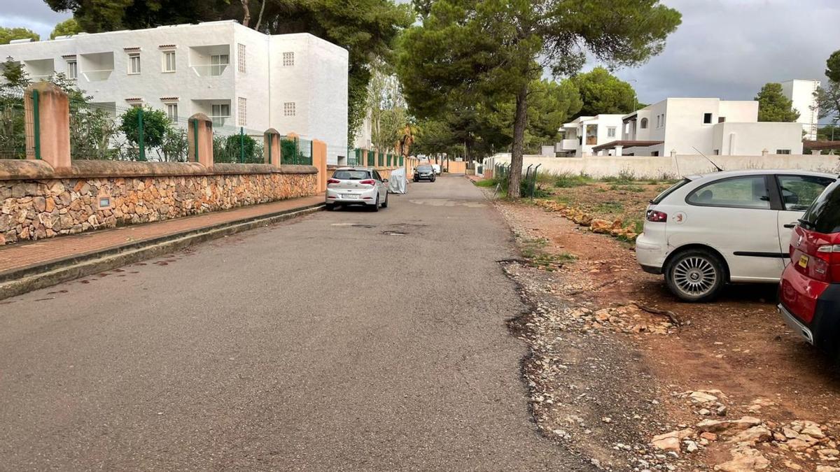 Cambio del firme en la avenida de Cala Pada | ASE