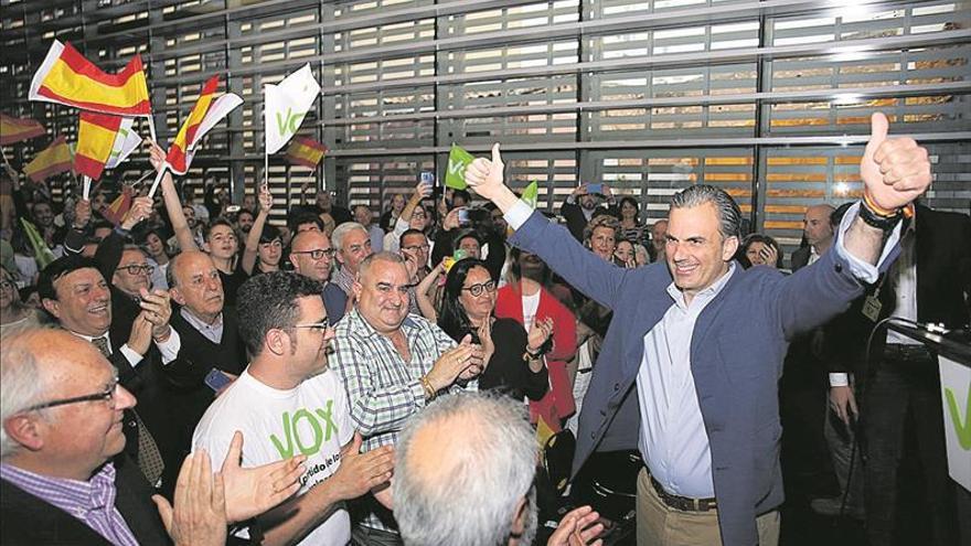 Smith (Vox) dice que «Castelló es la resistencia al pancatalanismo»