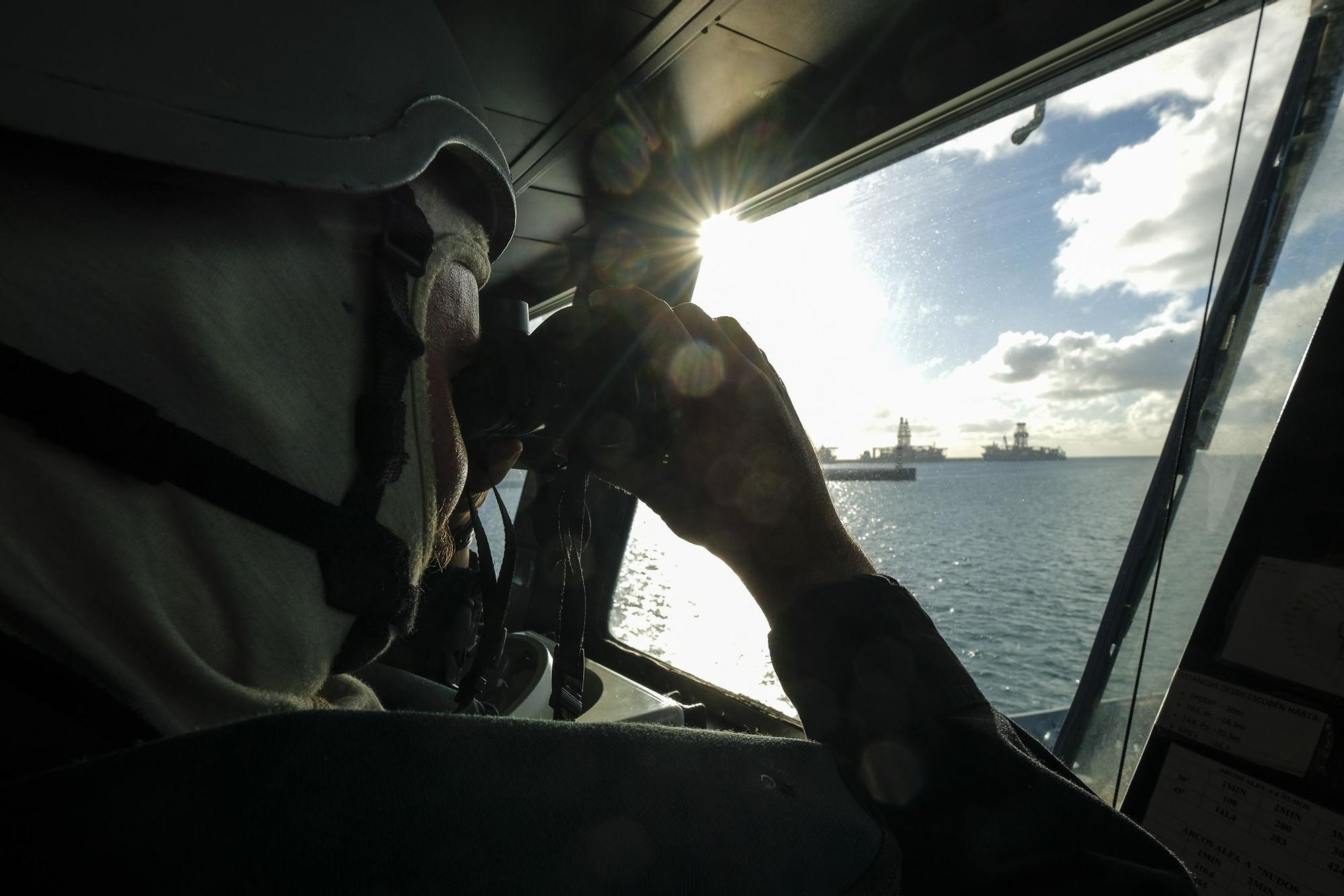 La Armada realiza maniobras de adiestramiento en Gran Canaria