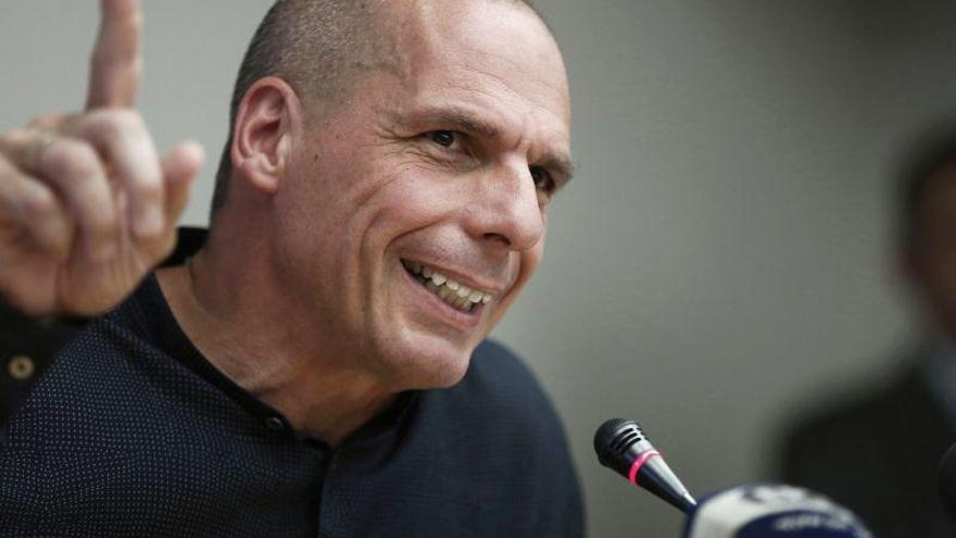 Varoufakis protagoniza un incidente en el aeropuerto de París