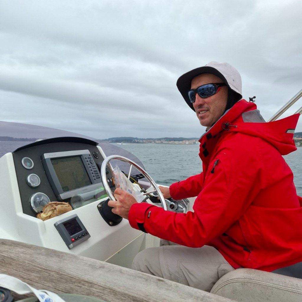 Biólogos, doctores y estudiantes del BDRI hacen un estrecho seguimiento de los mamíferos marinos en las rías de Vigo, Pontevedra y Arousa.