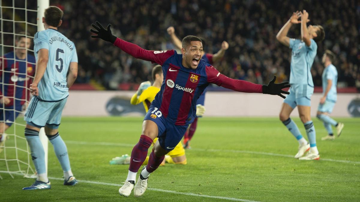 Vitor Roque rescata al Barça ante el Osasuna