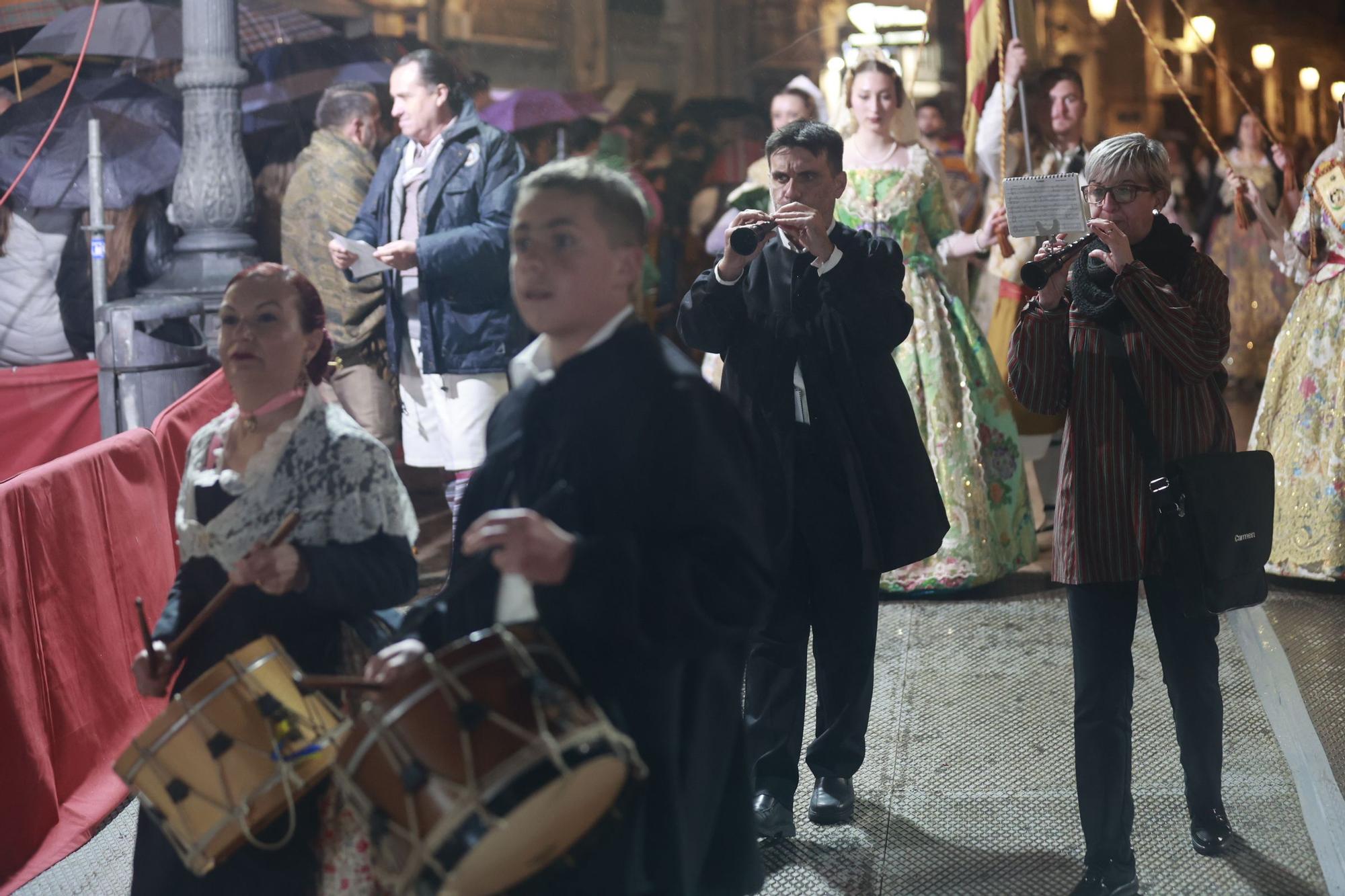 Búscate en la Ofrenda por la calle Quart (entre 22.00 y 23.00 horas)