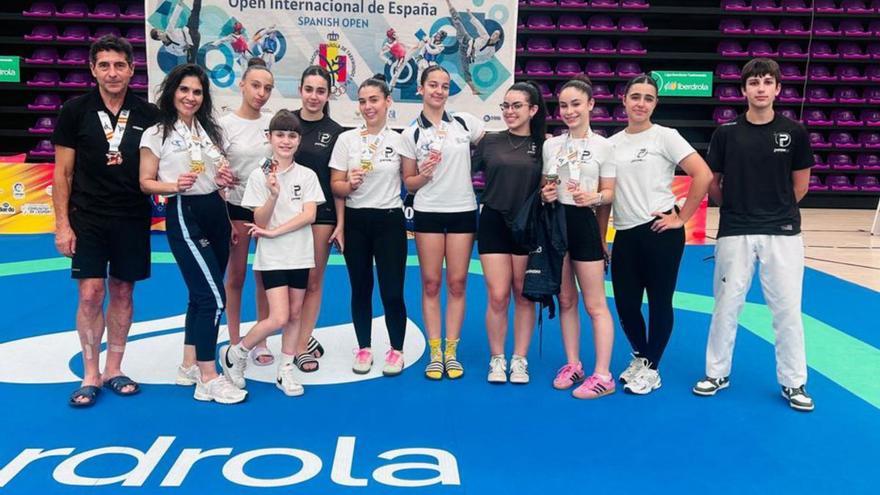 Deportistas del Club Patiño en el Open de España en Valladolid.