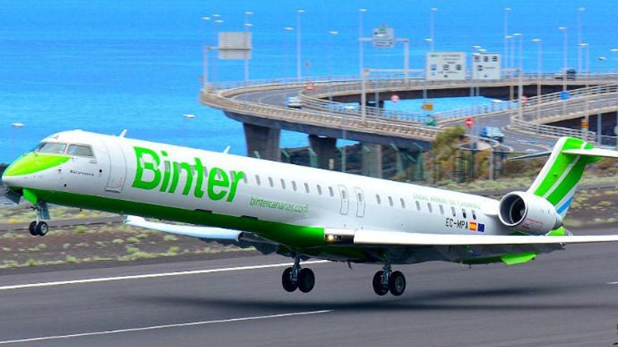 Avión Bombardier CRJ 1000  de Binter