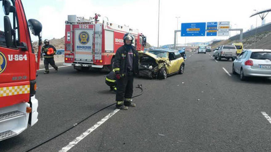 El taxi que ardió en un túnel de la Circunvalación.