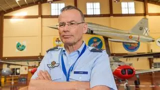 Daniel Pérez Jara, comandante del Ejército del Aire y el Espacio: "Los Eurofighters están bastante bien preparados para soportar el efecto corrosivo"