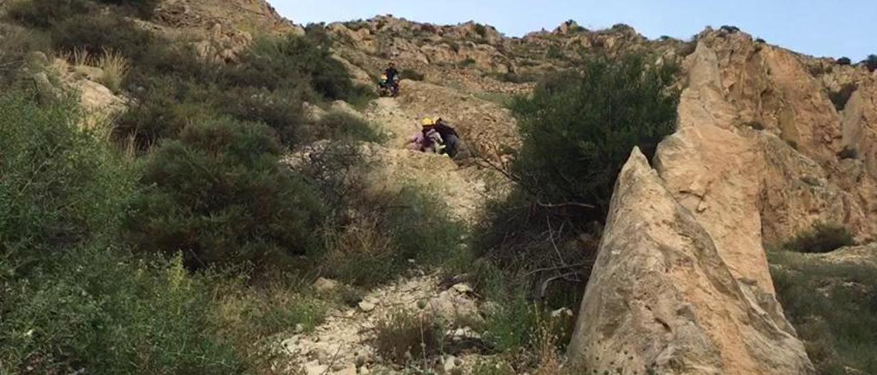 Los Bomberos rescatan a un joven sordo de 15 años perdido en la Serra Grossa