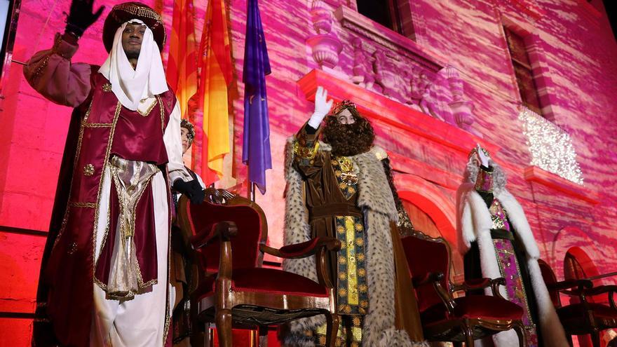 Llíria recibe la visita de los Reyes Magos