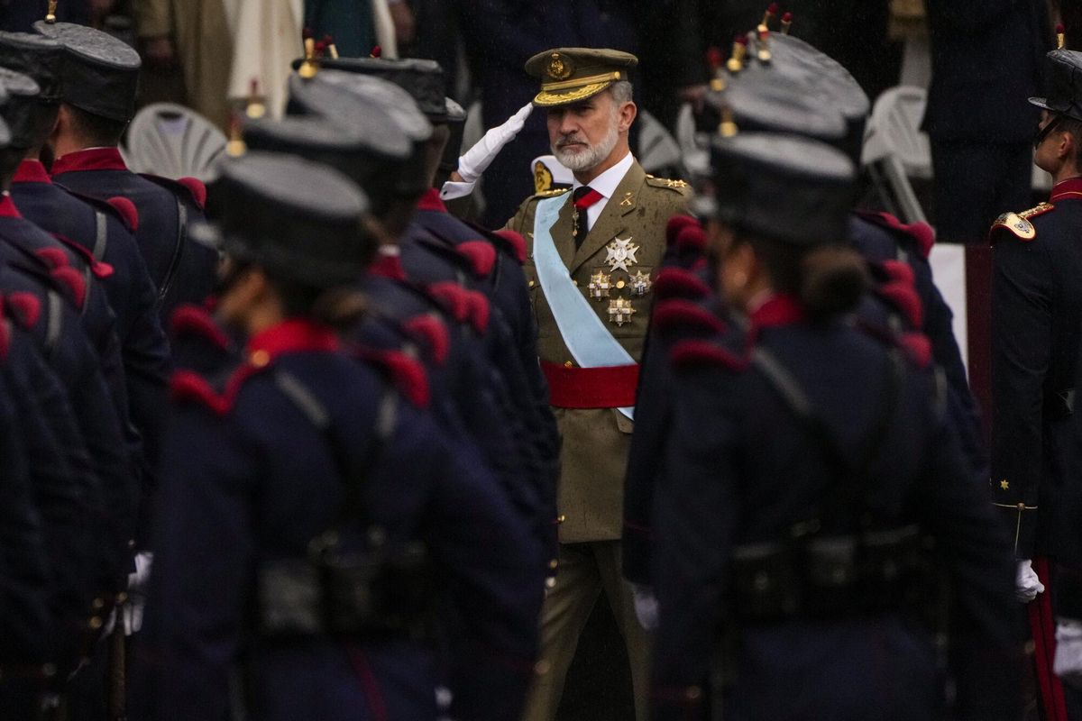 ¿Cal canviar la manera de celebrar la Festa Nacional del 12-O? ¿Cal canviar la manera de celebrar la Festa Nacional del 12-O?