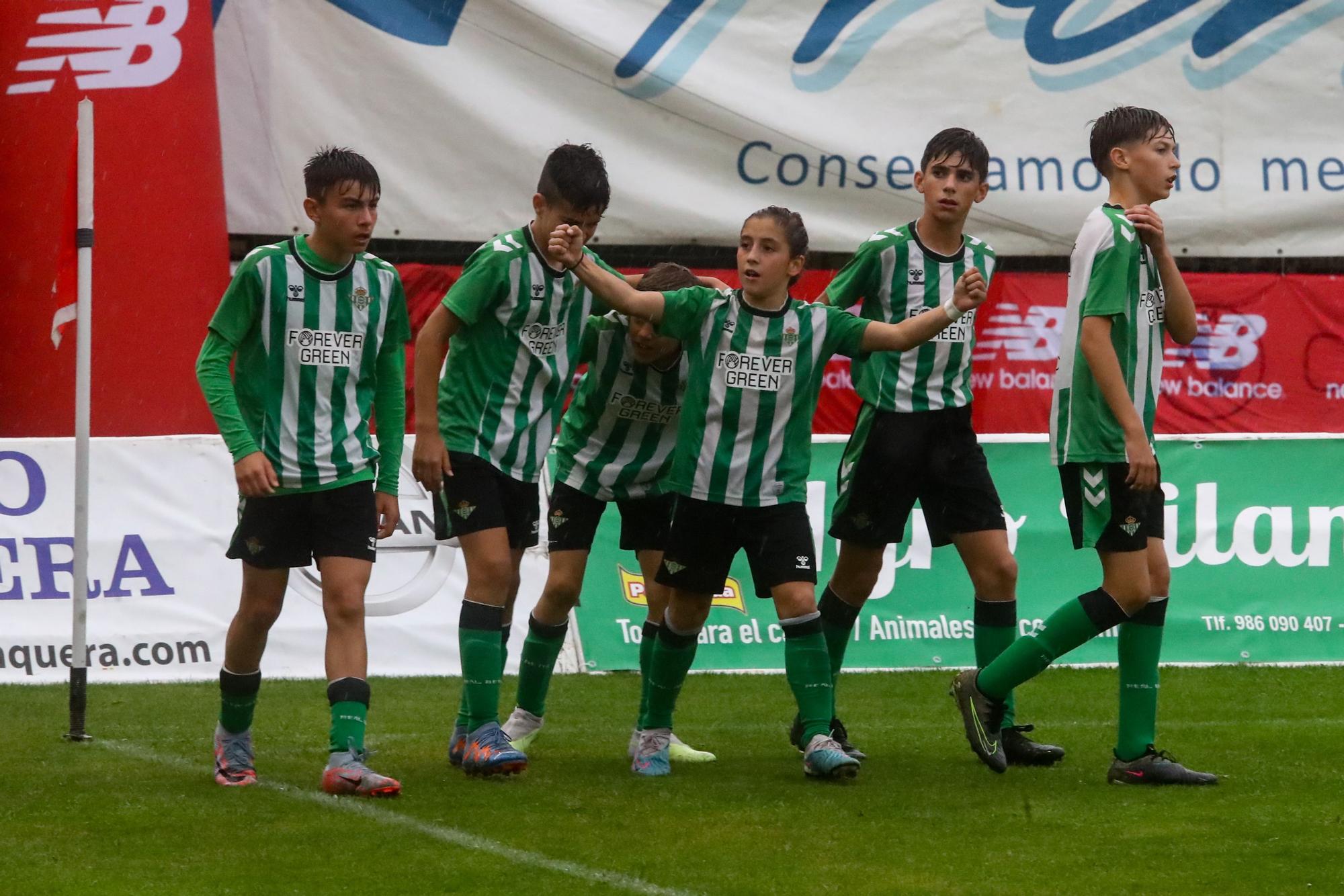 El Real Betis se hace con la corona del Arousa Fútbol 7