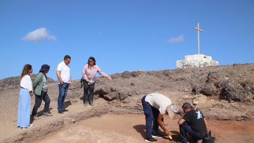 Las excavaciones en el Rubicón buscan nuevos pozos del primer asentamiento europeo en Canarias