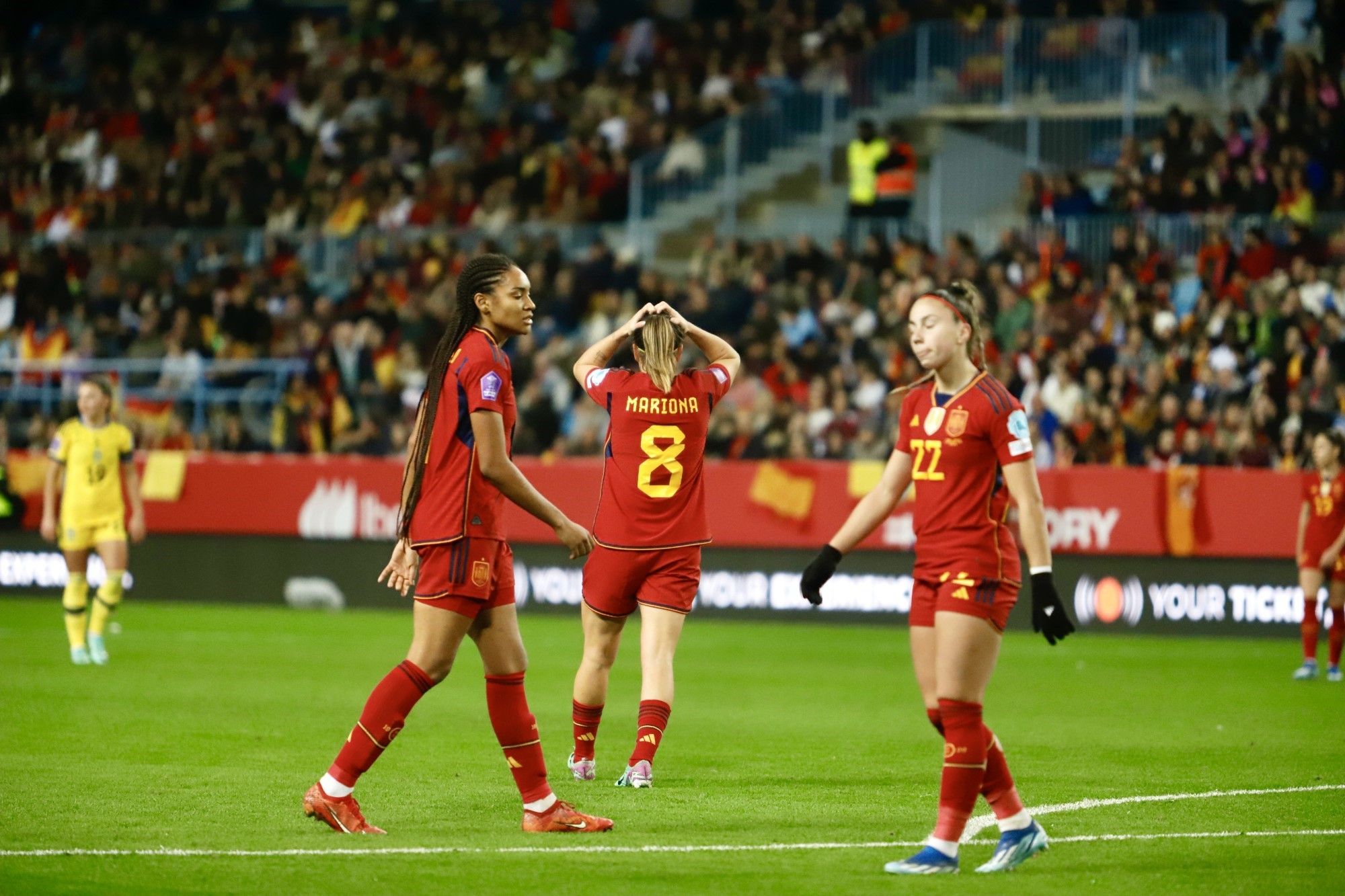 La victoria de la selección femenina de fútbol ante Suecia en La Rosaleda, en imágenes