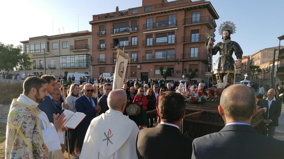 Bendición del campo en una edición anterior de la fiesta de San Isidro en Toro.