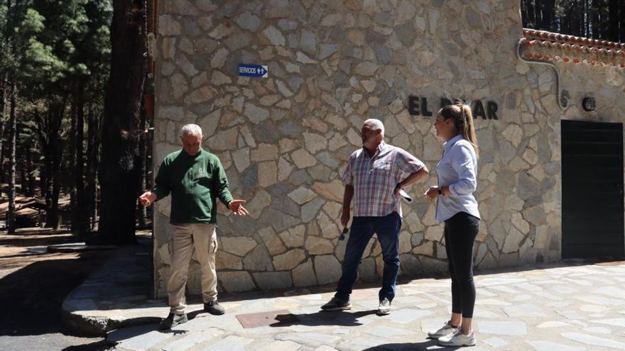 Visita a las obras de mejora del Centro de Visitantes de Cumbre Vieja.