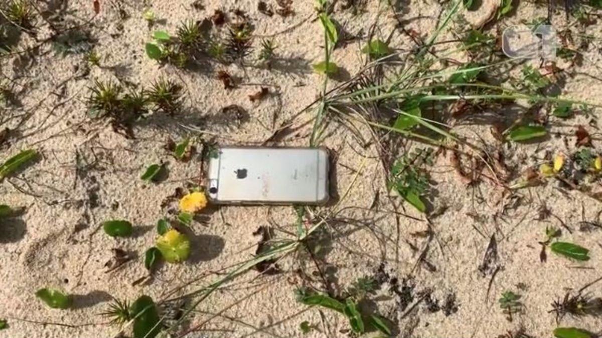 Un iPhone 6S cae desde un avión y sobrevive al impacto, grabando toda la caída