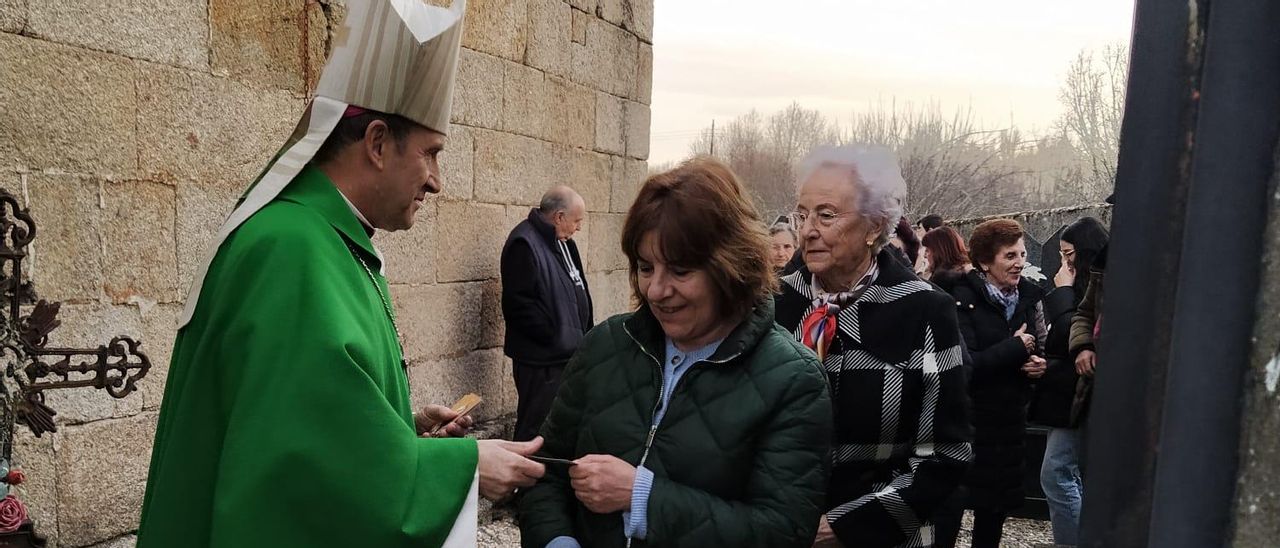 GALERÍAI El obispo de Astorga en Sampil y Castellanos