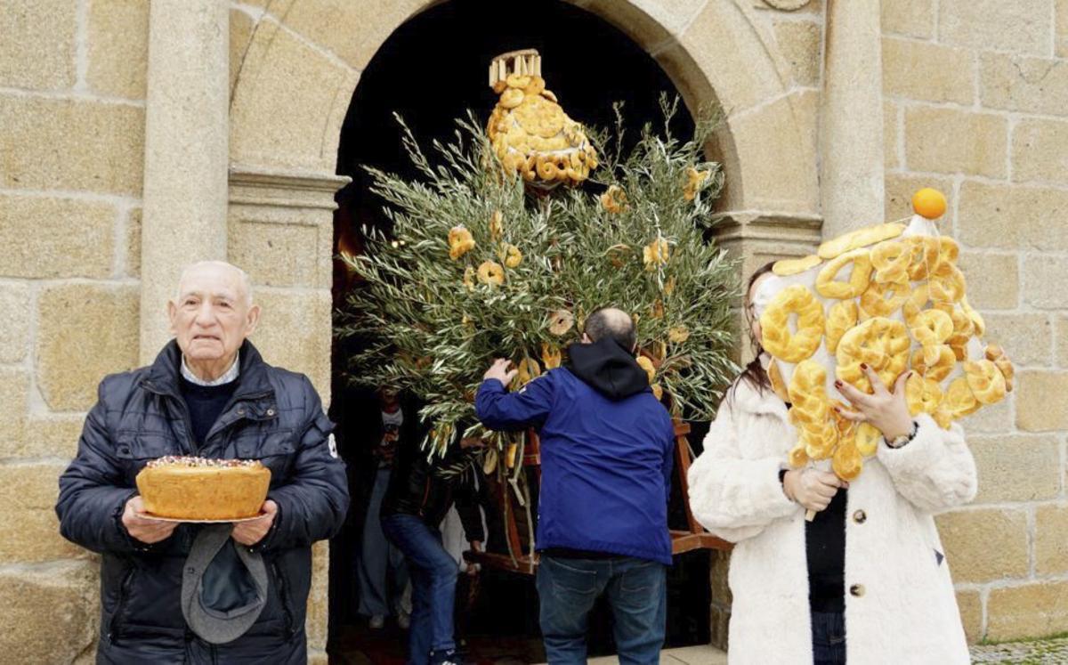 Ramos y carreras de roscas en la Cuaresma de La Raya