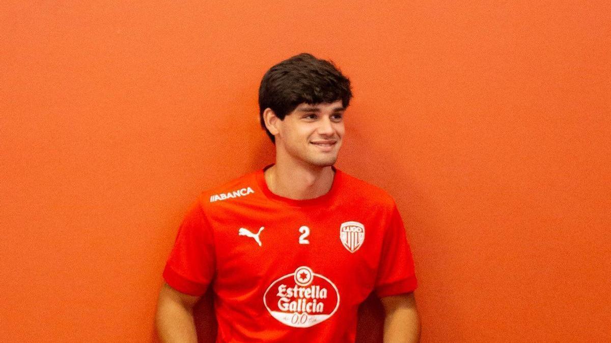 El Avilés, en la puja por uno de los laterales más prometedores de Primera Federación
