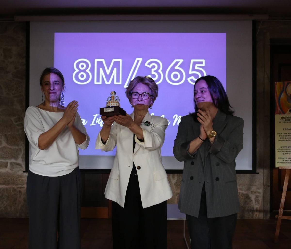 Lola Sangiao recibe su  homenaje en Silleda. | BERNABÉ/ AMANDA CASTRO
