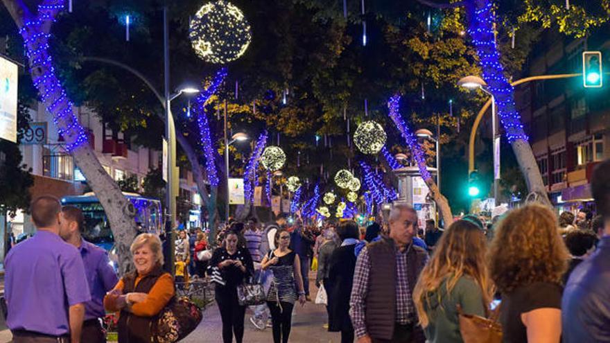 Cada canario gastará 265 euros en regalos de Navidad