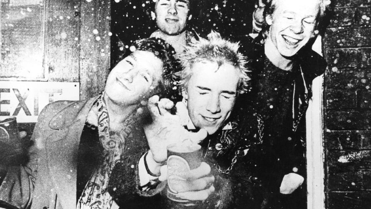 El grupo de punk Sex Pistols hizo una versión del 'God Save the Queen' para el primer Jubileo de Isabel II.
