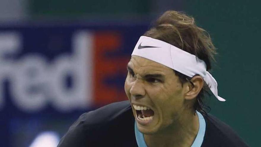 Nadal celebra su victoria en Shanghái.