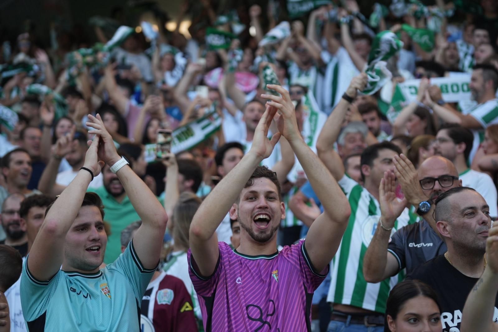 Córdoba CF-Barcelona Atlétic | La afición cordobesista, en imágenes