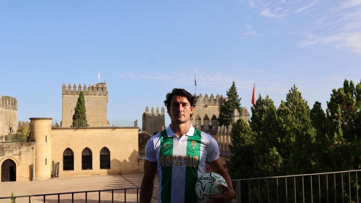 El Córdoba CF presenta a Juan Gutiérrez