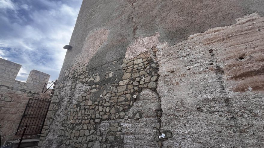 El castillo de Petrer cerrará al público en verano por obras de rehabilitación