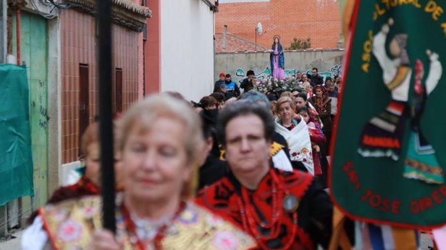 Las águedas de San José Obrero desafían al frío