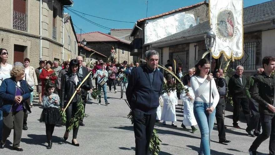 Semana Santa en Zamora: Cofradía de la Borriquita de Mombuey
