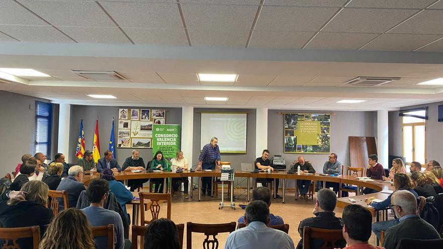 El CVI explica a municipios de la Serranía la nueva normativa en gestión de residuos