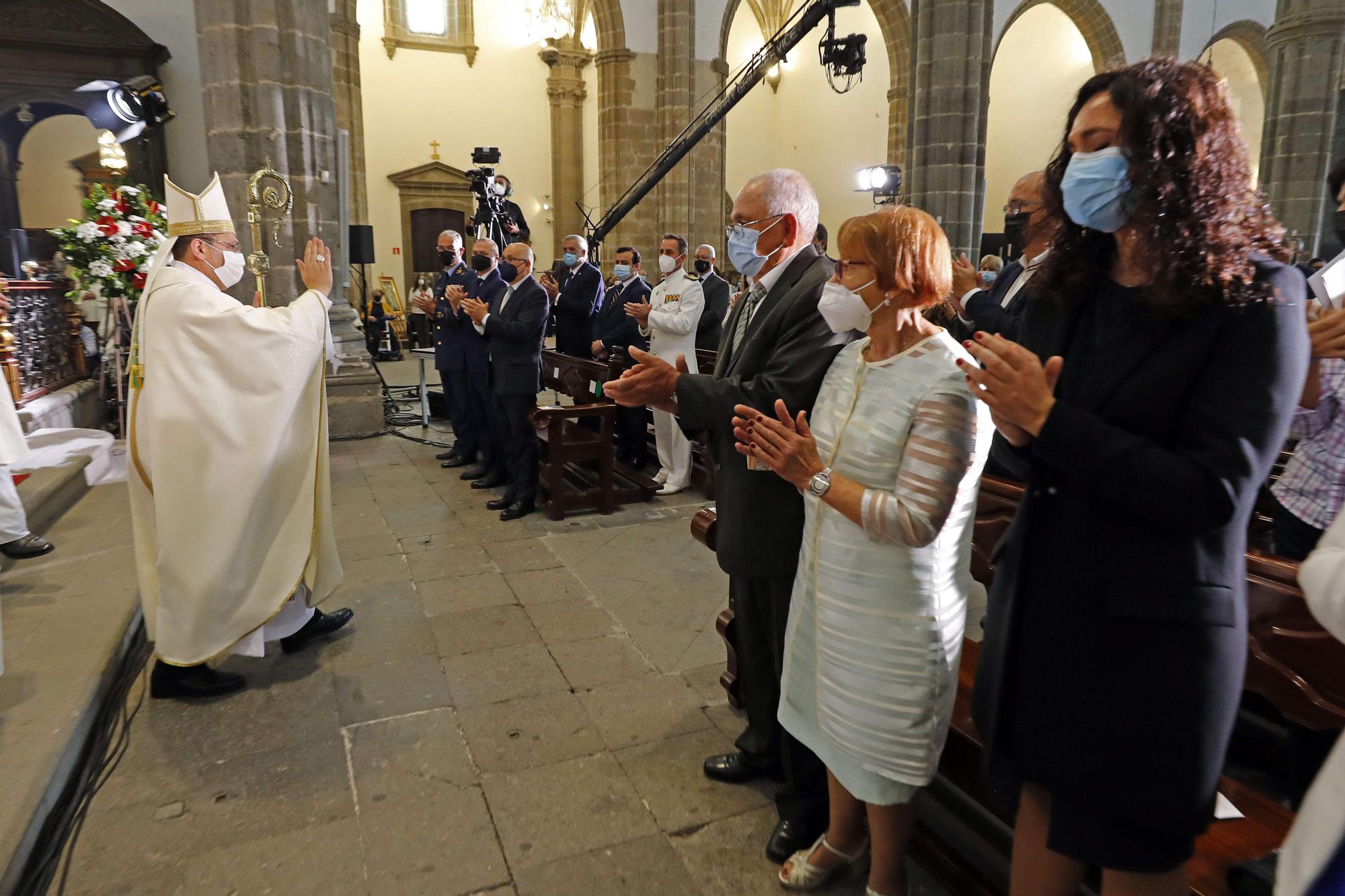 Acto de ordenación de Cristóbal Déniz como nuevo obispo auxiliar de la Diócesis de Canarias