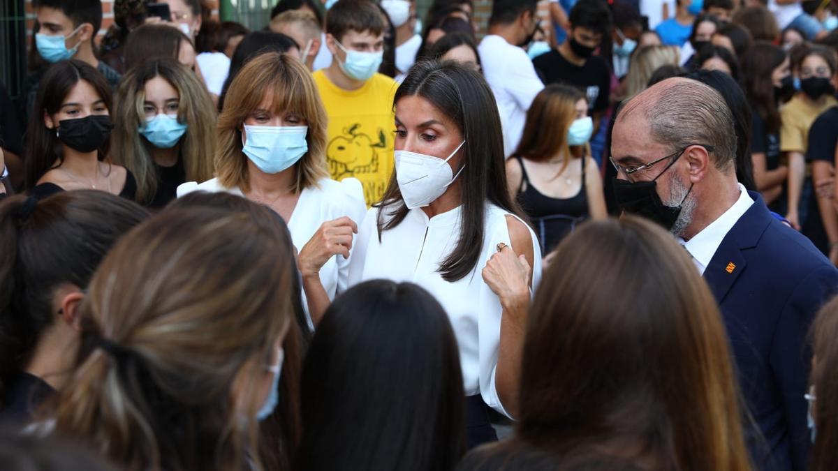 FOTOGALERÍA | La reina Letizia inaugura el curso escolar en Zuera