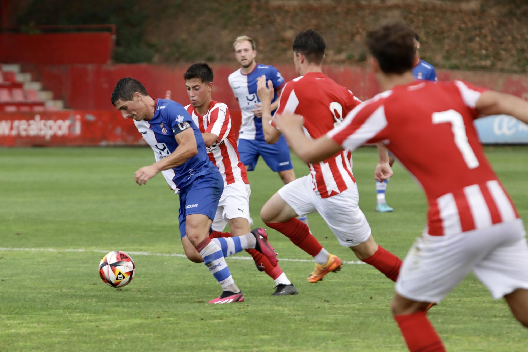 El partido en mareo entre el Sporting Atlético y el Real Avilés, en imágenes