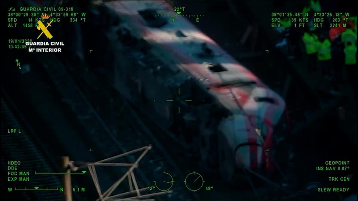Así se ve el lugar del accidente de tren desde el aire.
