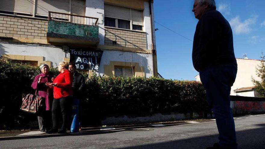 La vivienda adquirida por Cáritas en Cerdeño para trasladar allí el centro para toxicómanos.