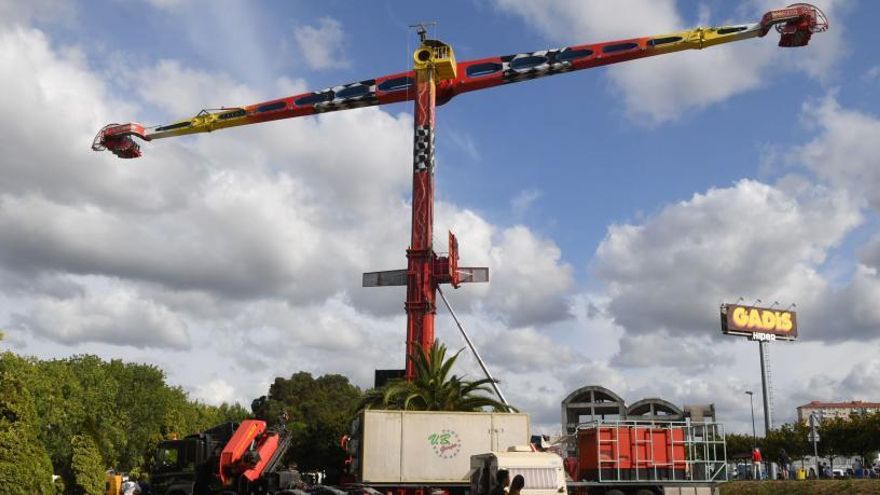 El aeropuerto de Alvedro veta una atracción de las fiestas de O Burgo por su altura