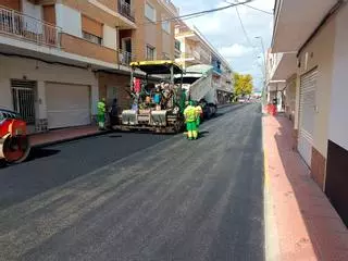 Distintas calles de San Javier y La Manga que se han asfaltado durante el año