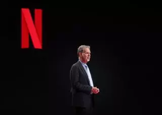 El presidente y cofundador de Netflix, Reed Hastings, dejará la compañía en junio