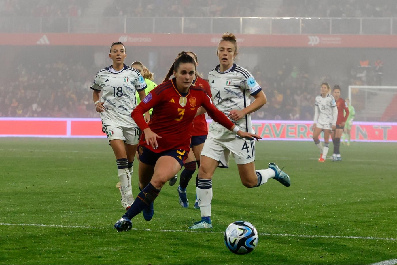 La afición se vuelca con las campeonas del mundo