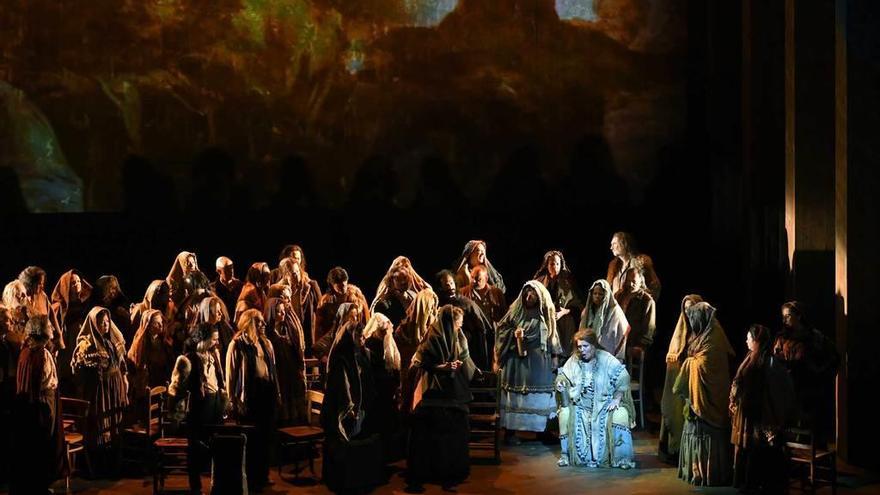 Una de las escenas de "Il trovatore" que se representará en el Campoamor.