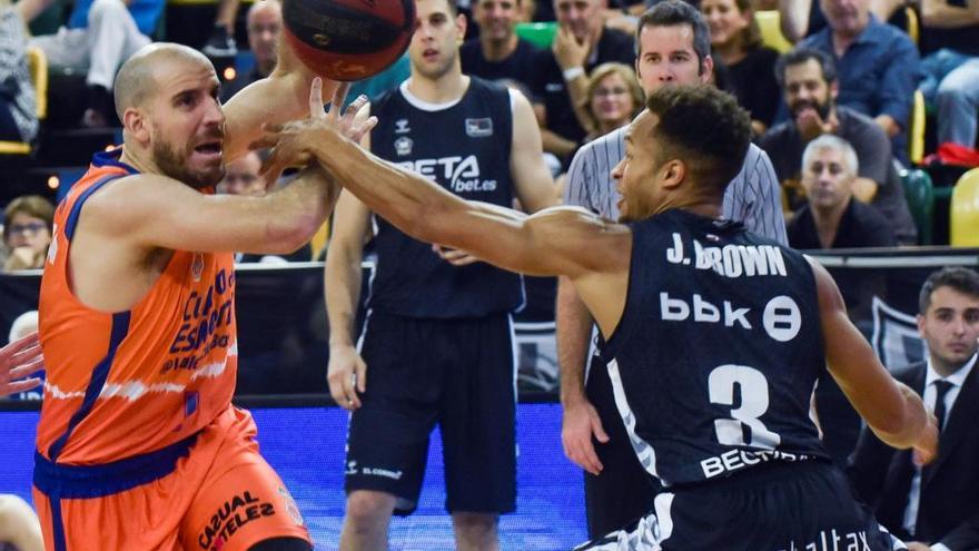 Rafa Martínez ejecuta al Valencia Basket