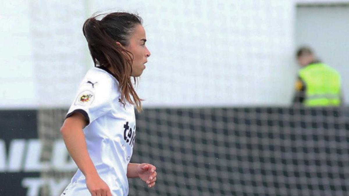 Paula Guerrero, con el Valencia Femenino