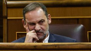 L’UCO revela que el PSOE va entregar a Ábalos i Koldo sobres amb efectiu