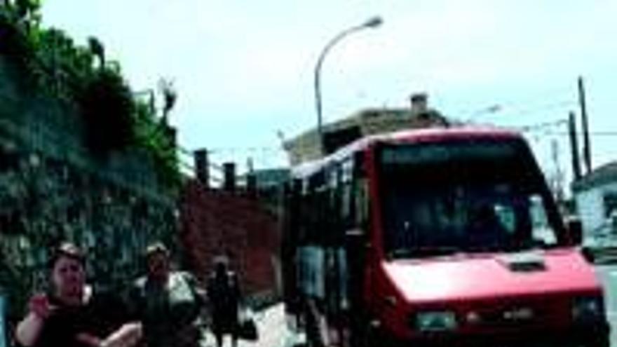 El bus de San Marquino se cambiará tras las críticas