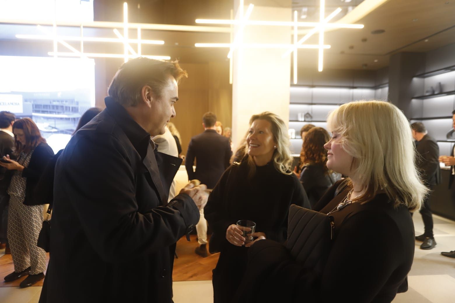 La inauguración de la nueva tienda de Porcelanosa en València